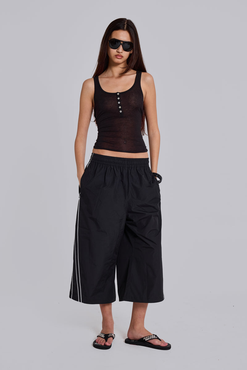Black Vapor 3/4 Shorts