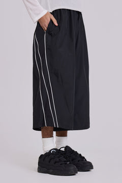 Black Vapor 3/4 Shorts – view 1