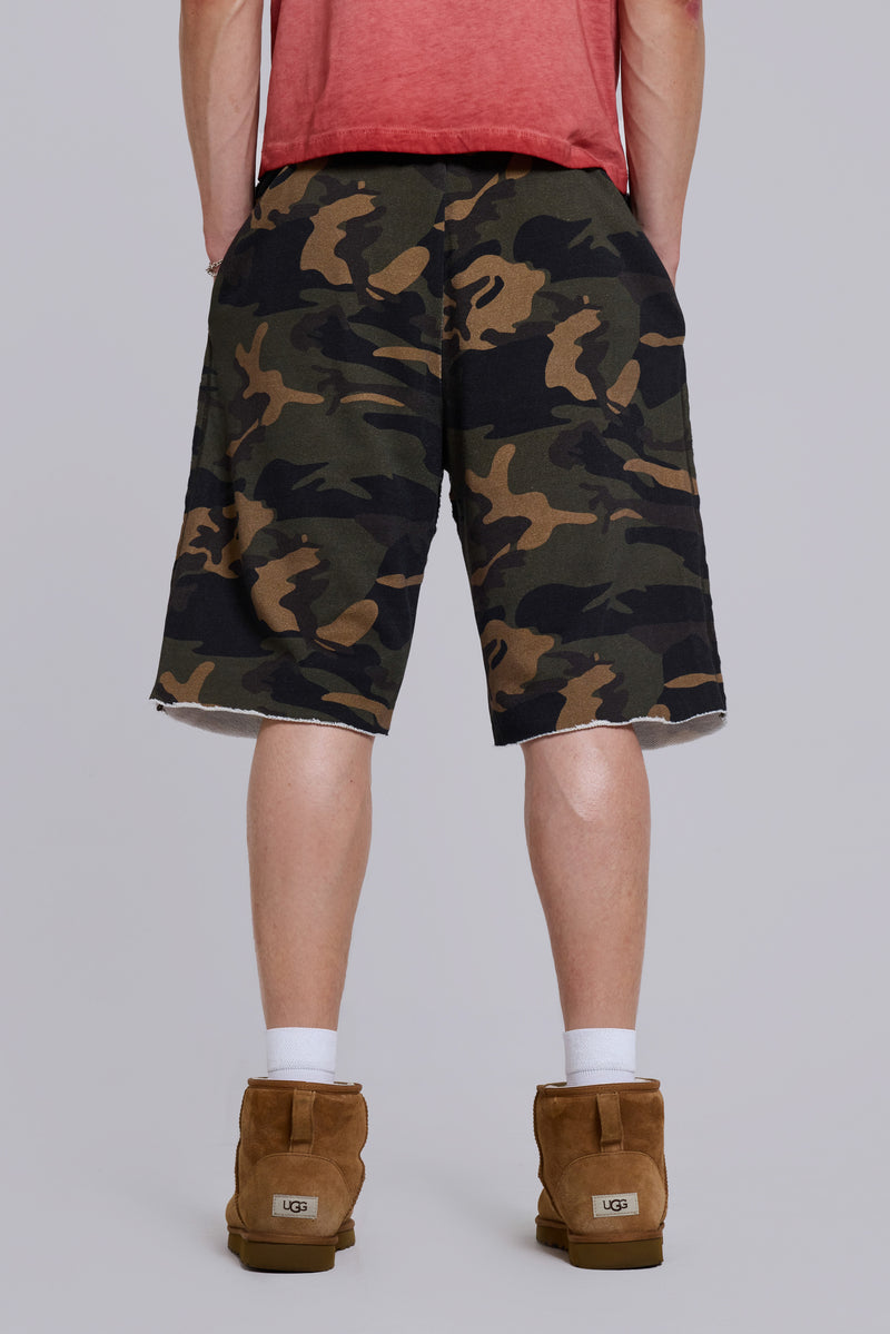 Cleo Slouchy Jogger Shorts in Camo
