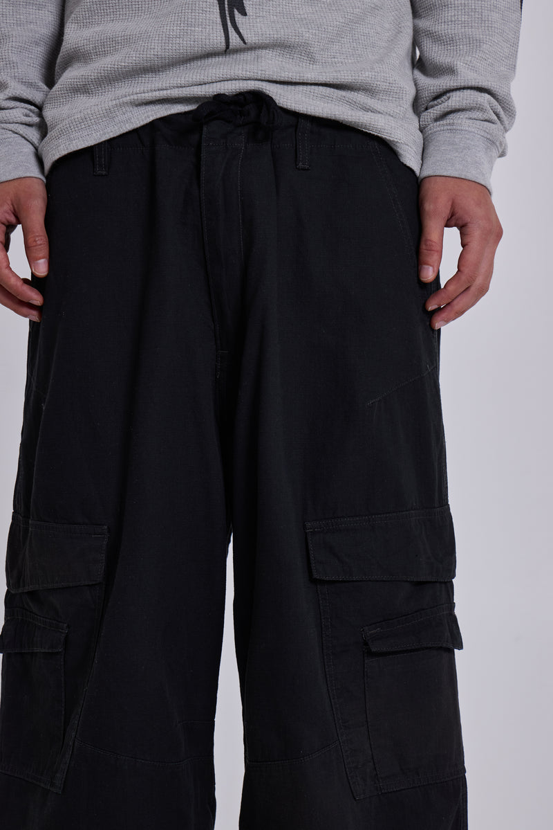 Black Titan Cargos