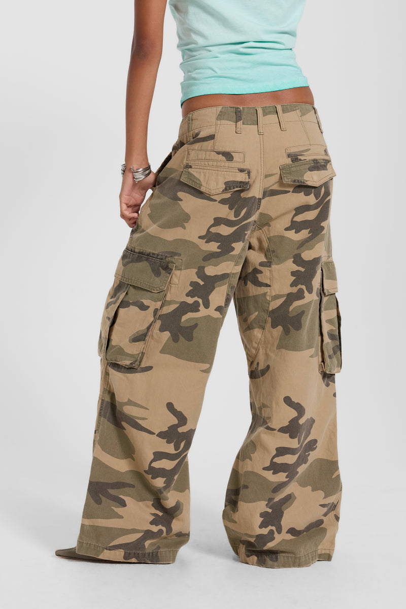 Camo Carpenter Cargo (Restock) – view 4