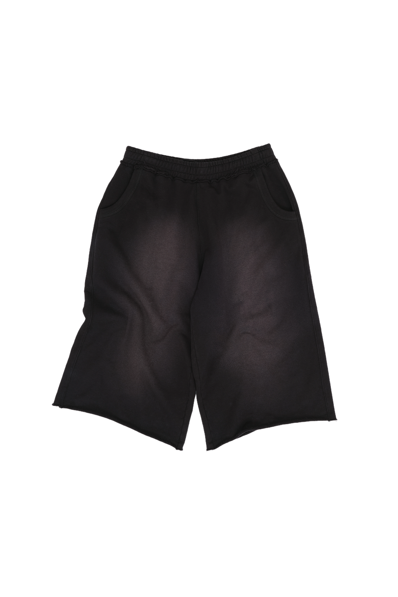 Monster 3/4 Washed Black Shorts