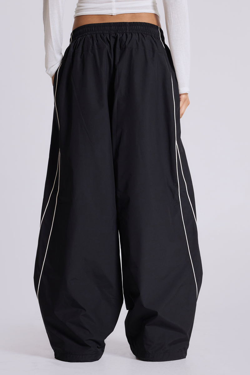 Black LDN Vapor Joggers