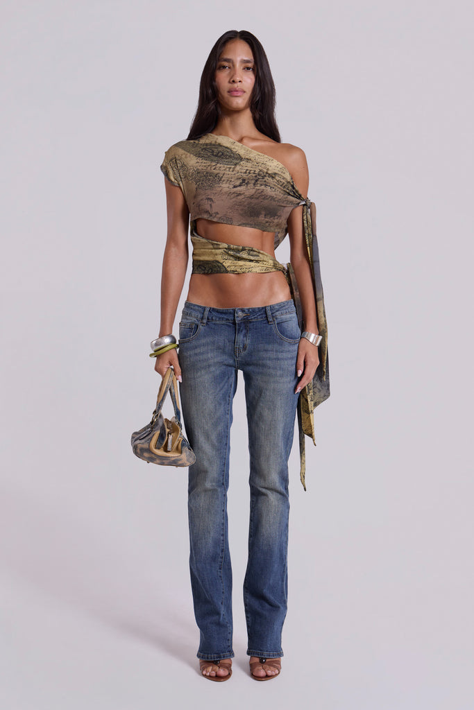 Cassia Cooper Bootcut Jeans in Mid Blue