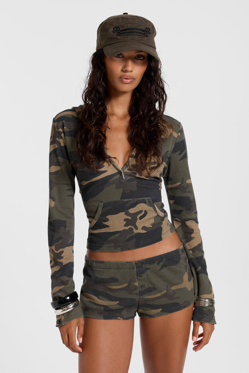 Janie Camo Waffle Hooded Henley – view 6