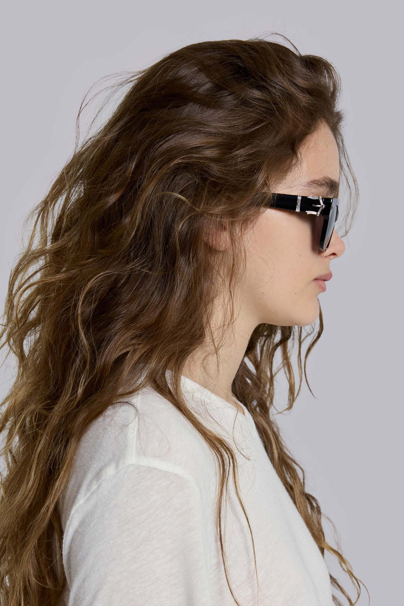 Riot Buckle Sunglasses