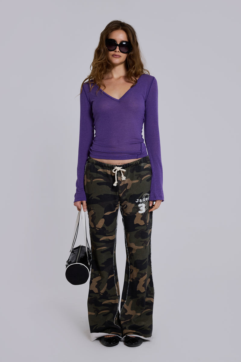 Cleo Slouchy Bootcut Jogger in Camo – view 4